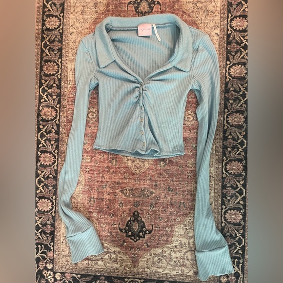 UO Blue Long-sleeve Top - Picture 2 of 3